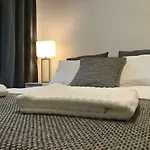 Lox Apartment