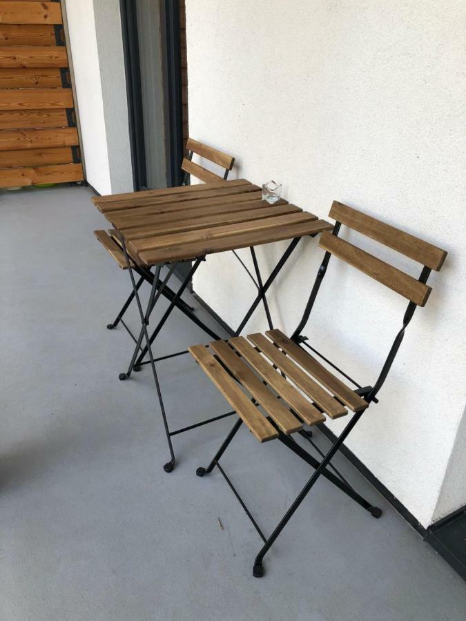 Apartment Lox *