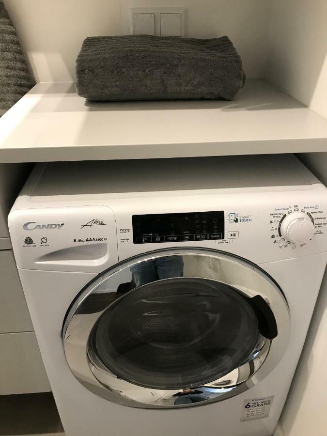 Apartment Lox
