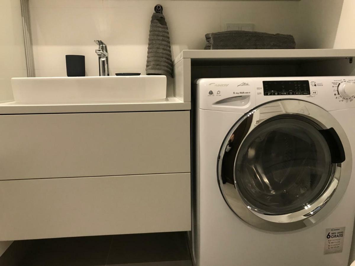 Lox Apartment